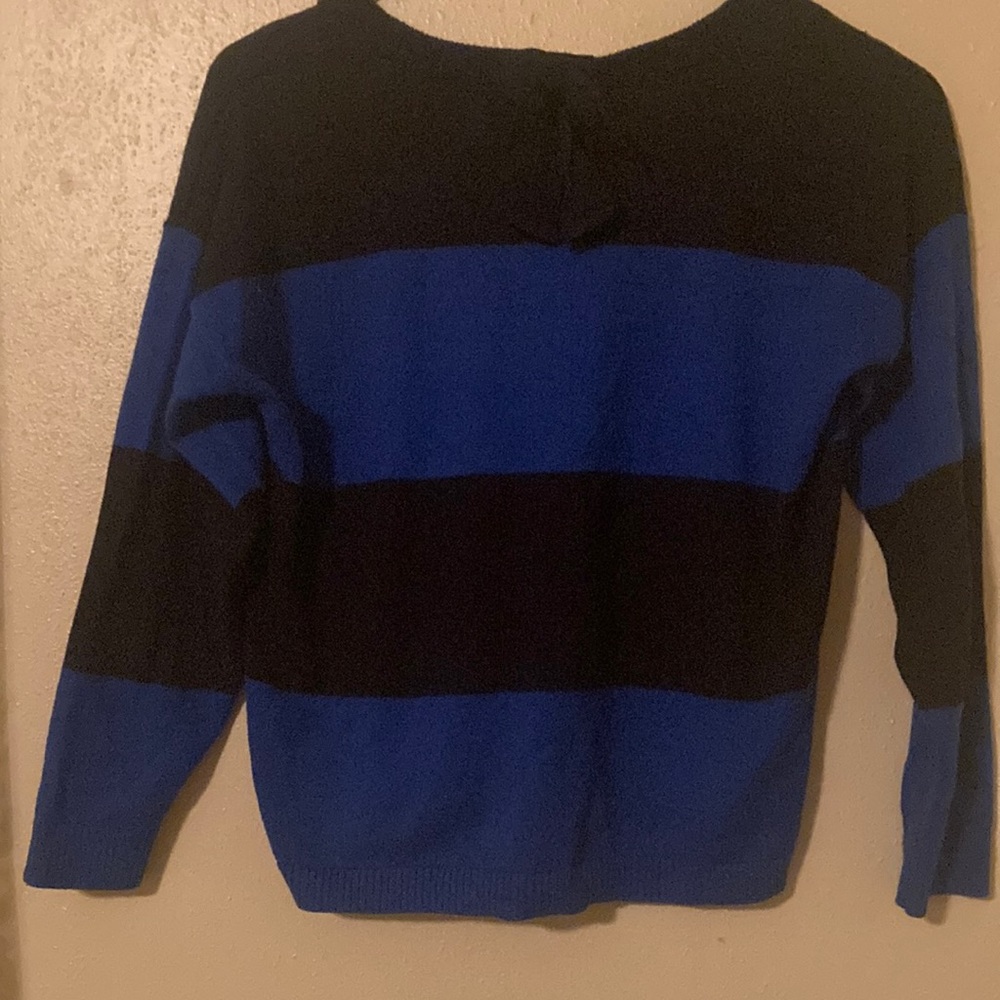 Black Blue Striped Abercrombie & Fitch Sweater